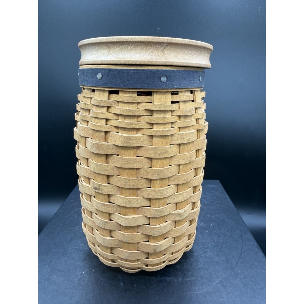 🧺 Longaberger 2003 Blue Ribbon Pride Basket w/ Coin Bank Lid – EUC ✨
